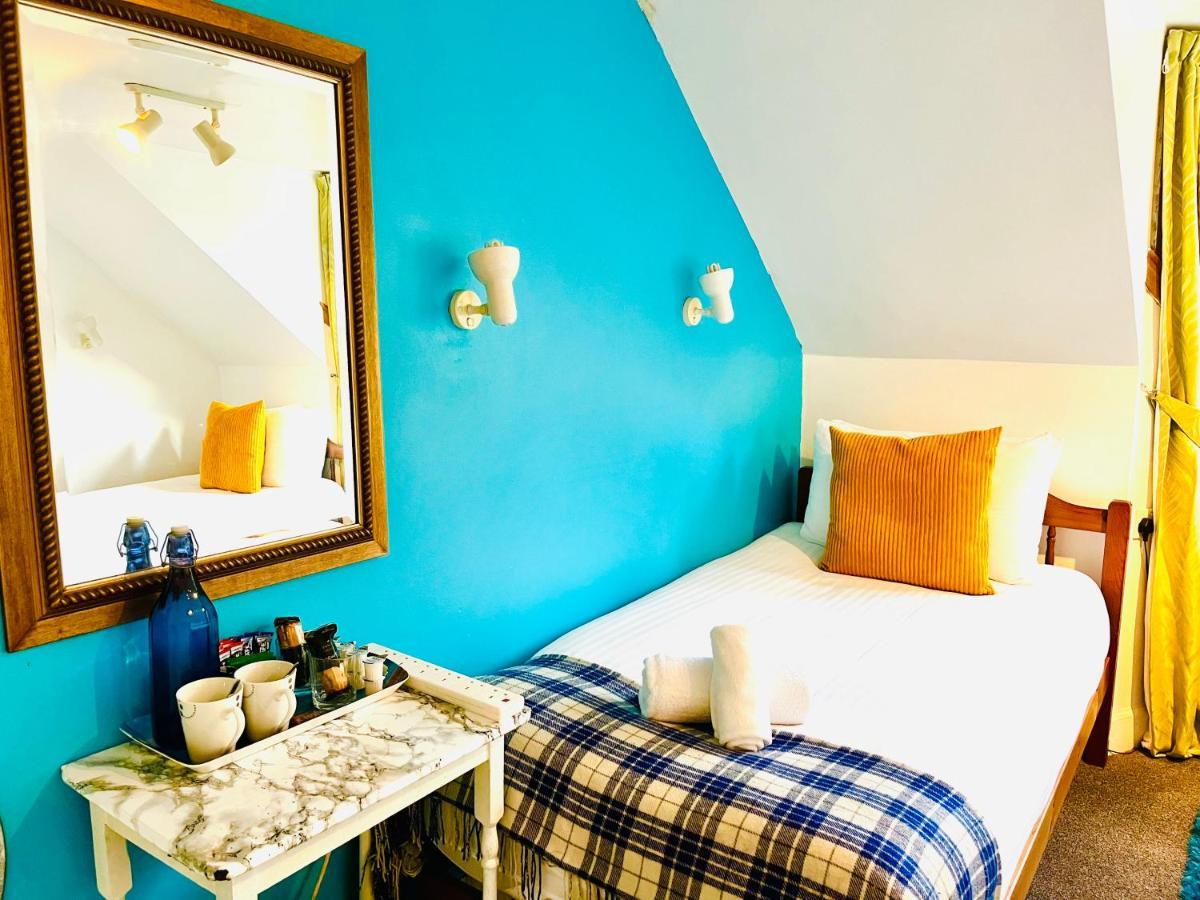 Rowantreebank Bed And Breakfast Arrochar Ngoại thất bức ảnh