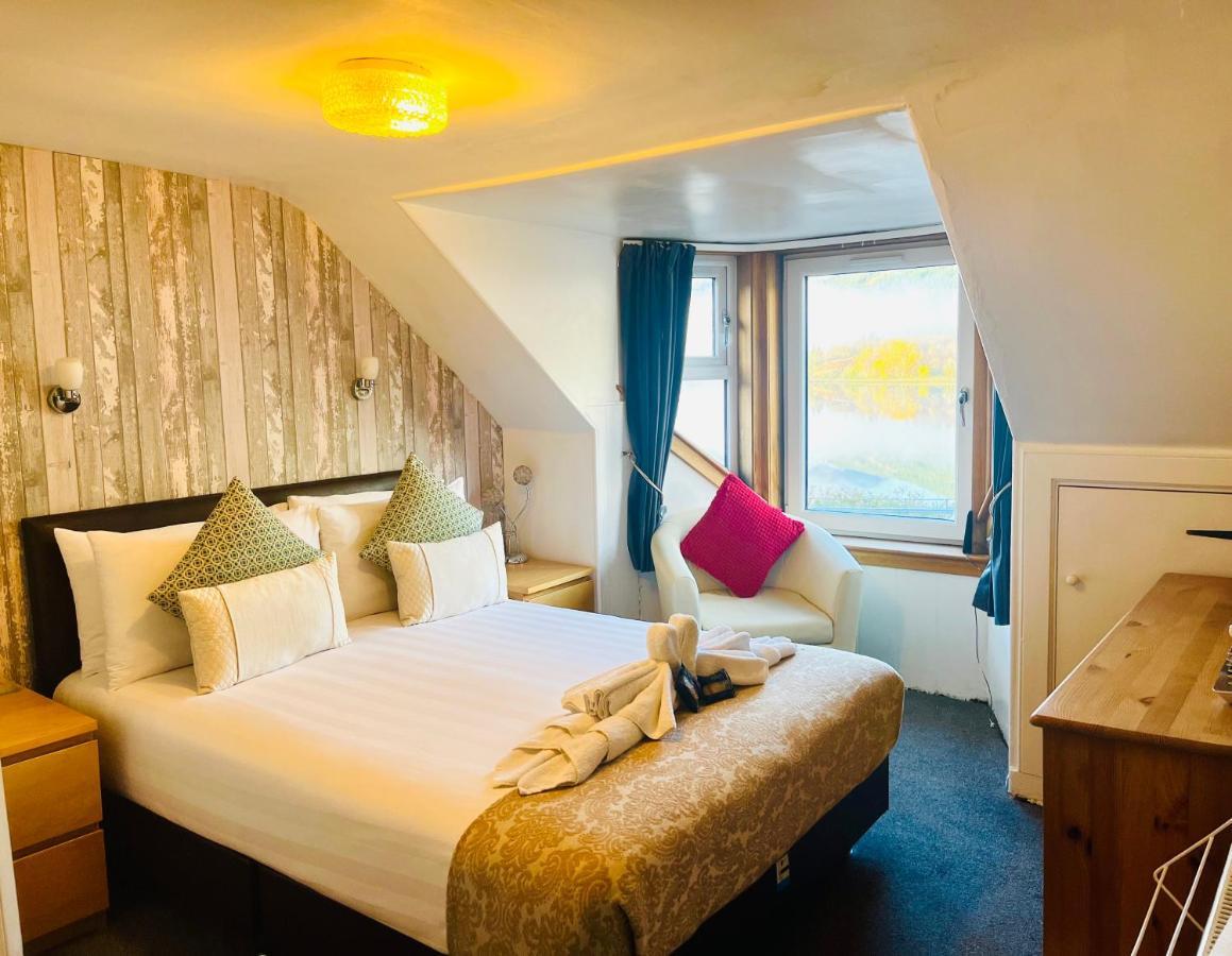 Rowantreebank Bed And Breakfast Arrochar Ngoại thất bức ảnh